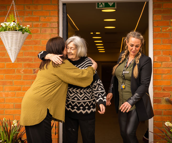 Trained Dementia Care Staff - Essex Care Home - Weald Hall Care Home